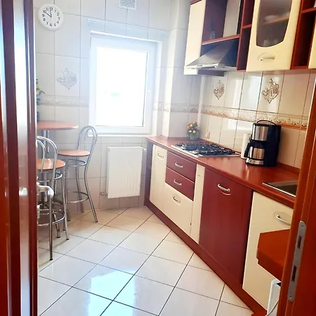 Stylish And Ample Two-Bedroom Flat With Breathtaking Landmark And City Views Bucharest Exterior photo