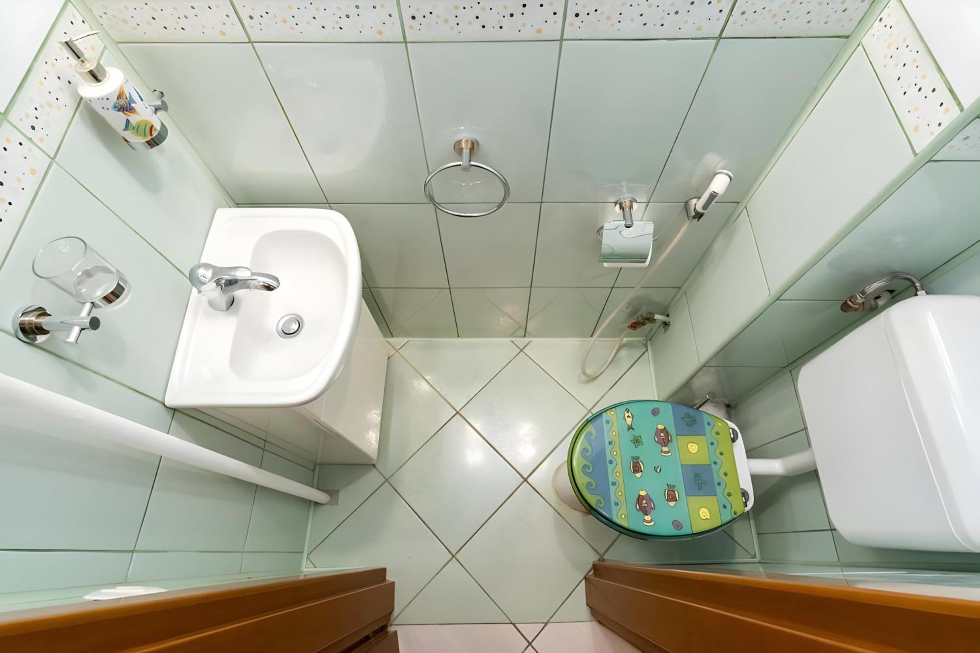 Stylish And Ample Two-bedroom Flat With Breathtaking Landmark And Views *